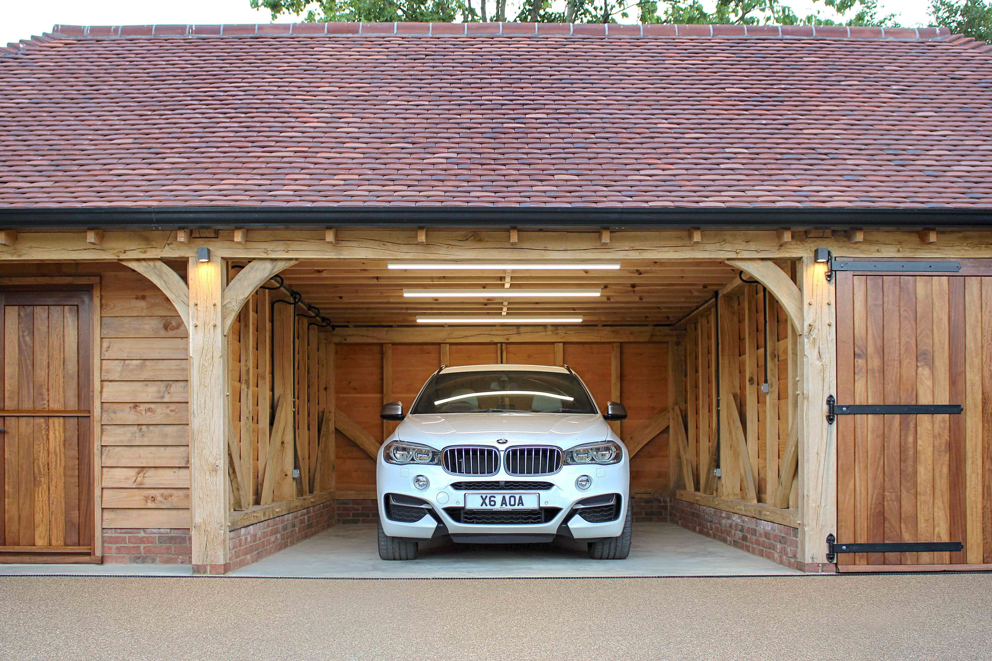 Extrawide Oak Carport Bay